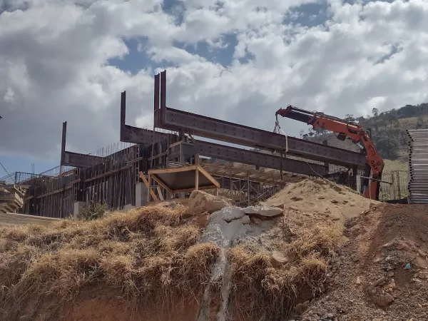 Obra Vinícola Casa Tes